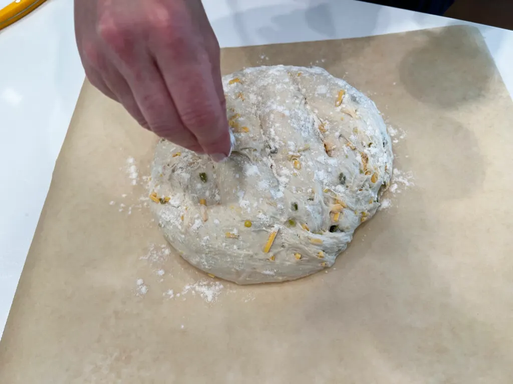homemade-jalapeno-cheddar-bread