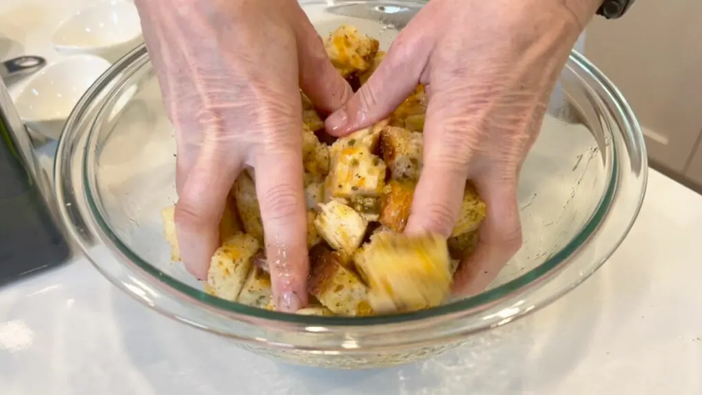 easy-oven-croutons